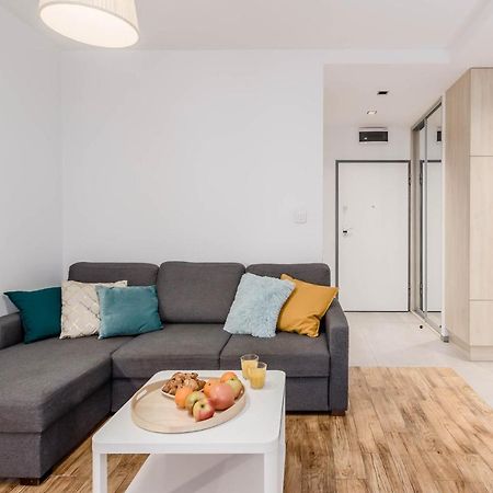 Chill Apartments Wola Center Varsovie Extérieur photo