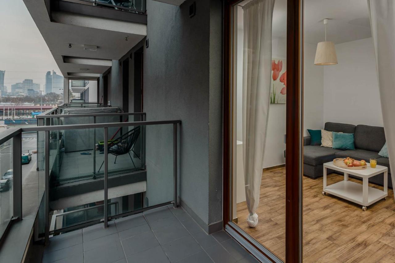 Chill Apartments Wola Center Varsovie Extérieur photo