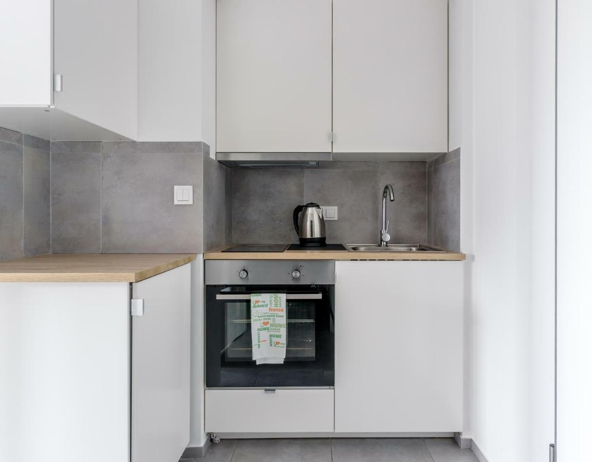 Chill Apartments Wola Center Varsovie Extérieur photo