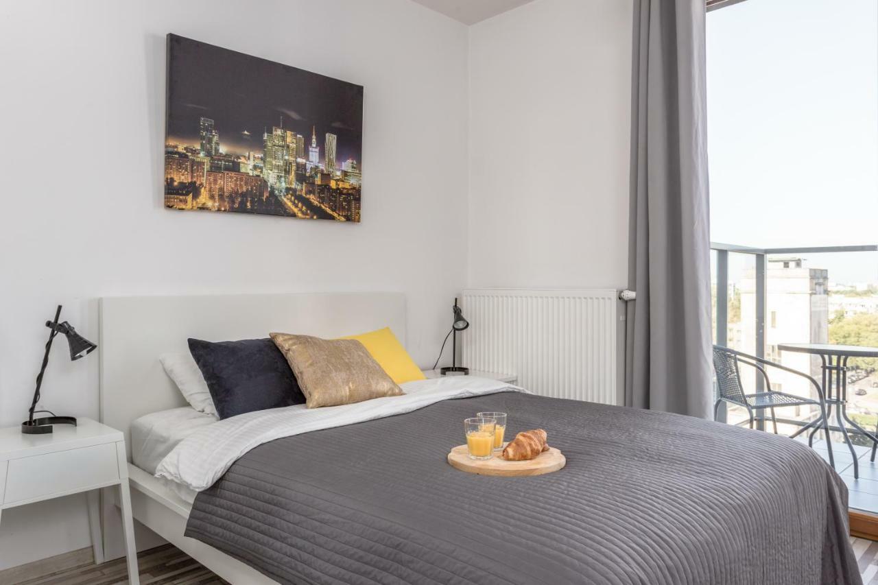 Chill Apartments Wola Center Varsovie Extérieur photo